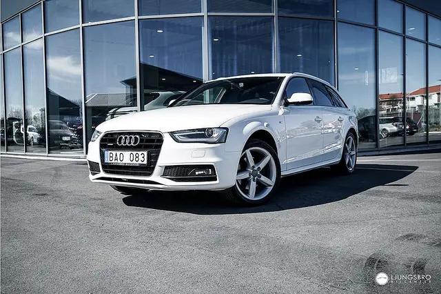 Audi A4 Avant 2.0 TDI Quattro S-Line / PDC /